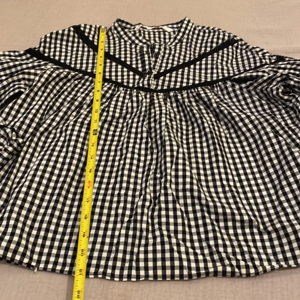 Zara Black and White Gingham Blouse. Size S